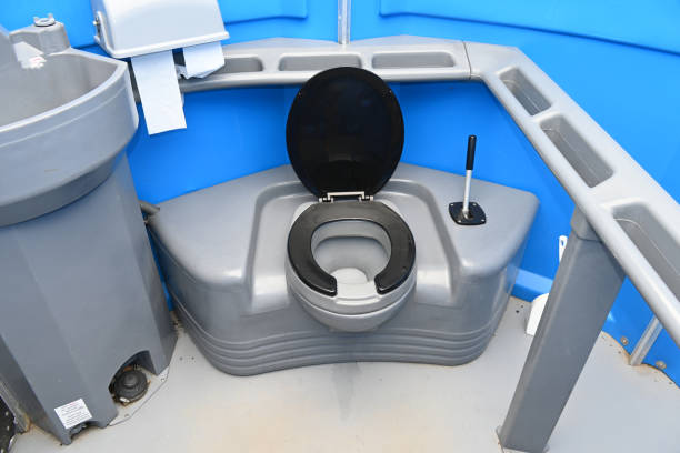 Portable Toilet Options We Offer in Lorain, OH